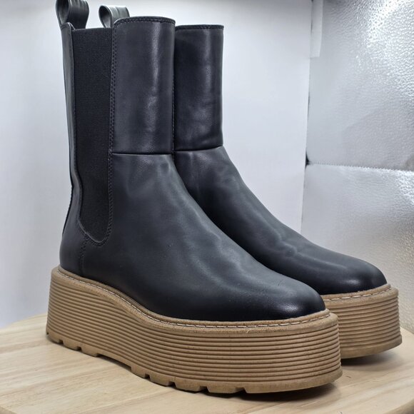 Womens Szie 8 - H&M platform Chelsea boots - black upper and a beige/gum sole - Picture 5 of 10